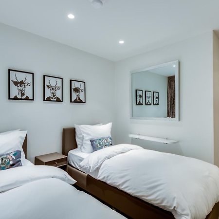 Black Pearl Apartment Hotel Reykjavík Oda fotoğraf