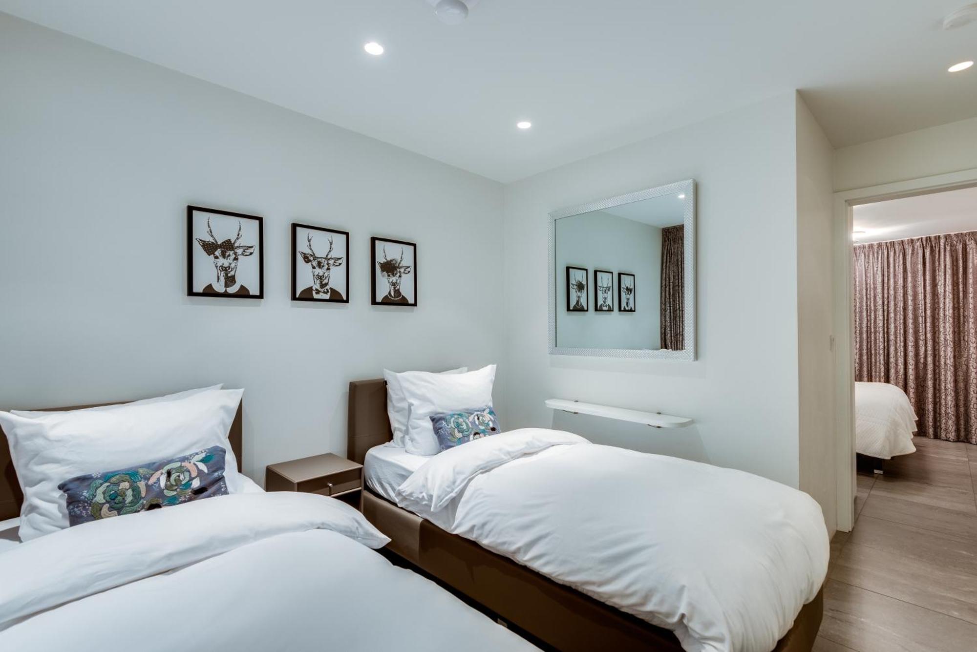 Black Pearl Apartment Hotel Reykjavík Oda fotoğraf